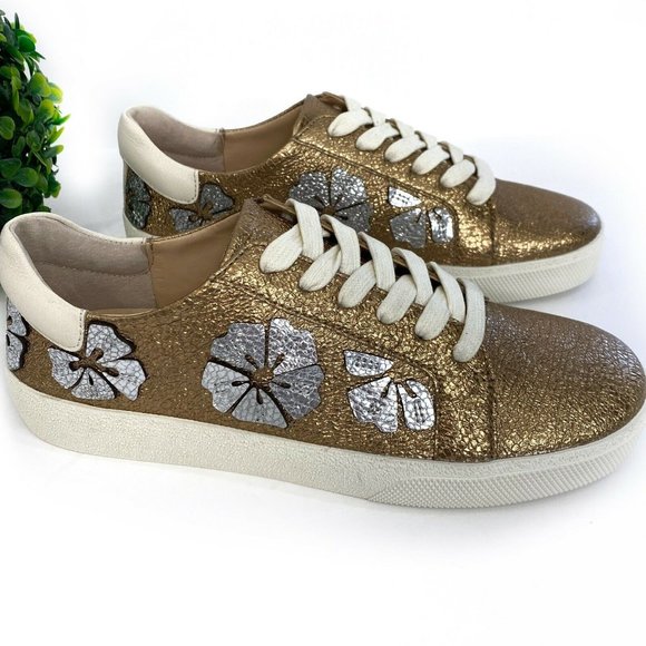 Vince Camuto Shoes - NEW Vince Camuto Claudinia Leather Sneakers 6.5 W